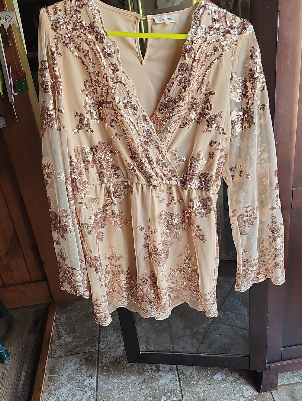 Embroidered Sequin V‑Neck Long Sleeve Romper - Blush